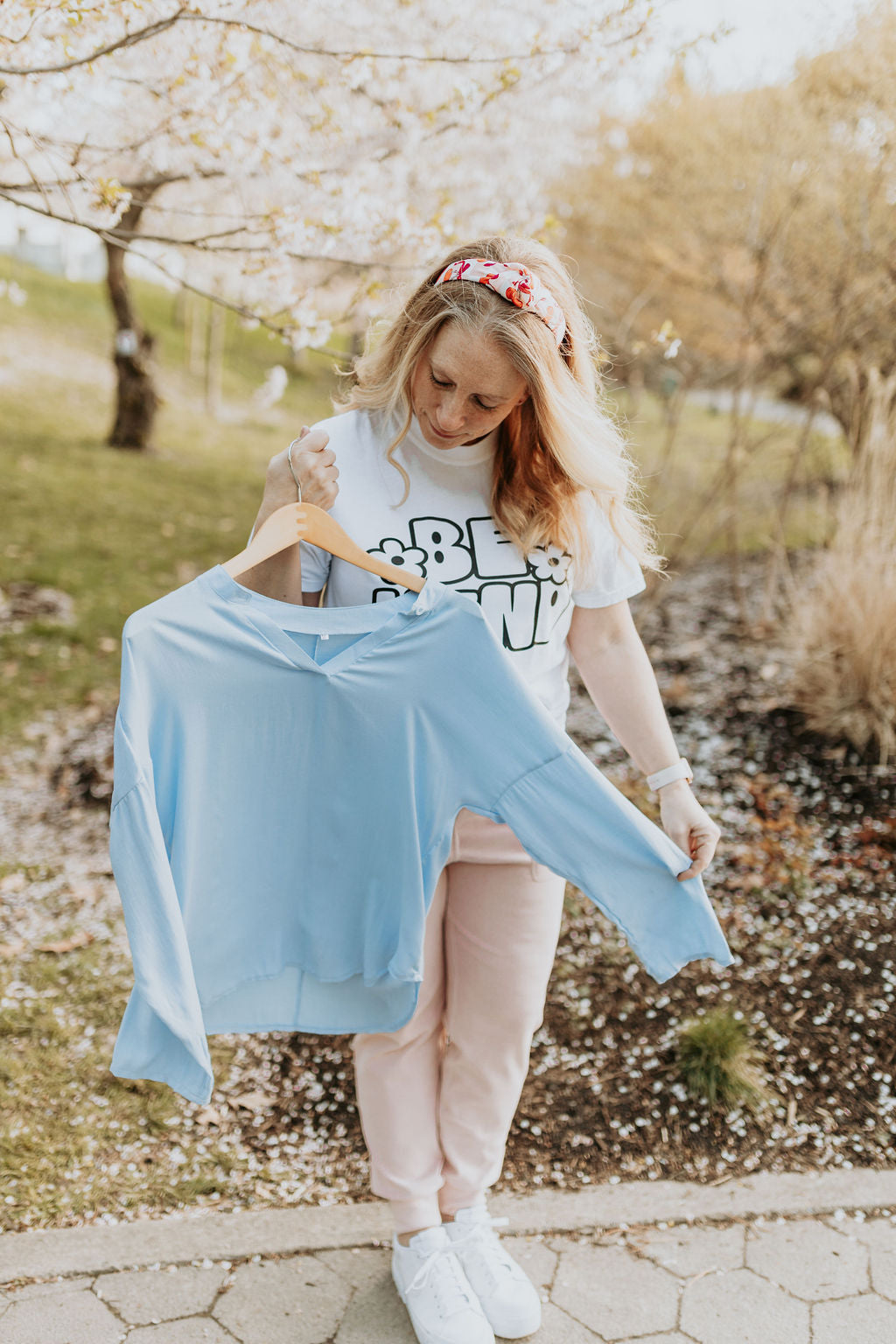 V Neck Linen Top 3/4 sleeves, light blue