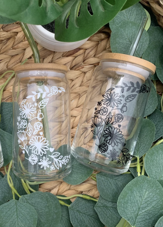 Flower Moon (white) beer can glass with bamboo lid and glass straw, 16oz