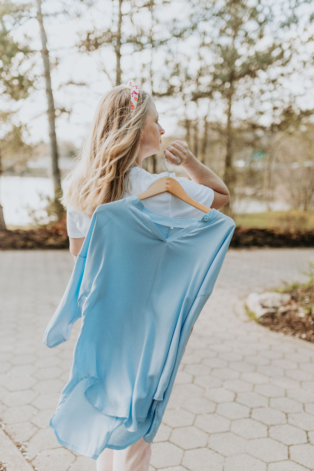 V Neck Linen Top 3/4 sleeves, light blue